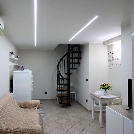 Апартаменты Lizzy'S House Неаполь Экстерьер фото